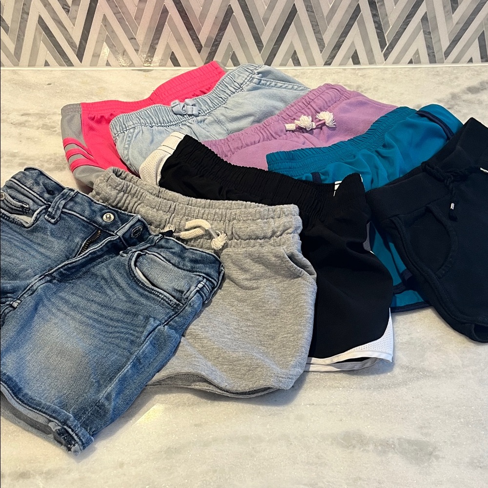 Kids Multi-Color Shorts Set - Picture 2 of 4